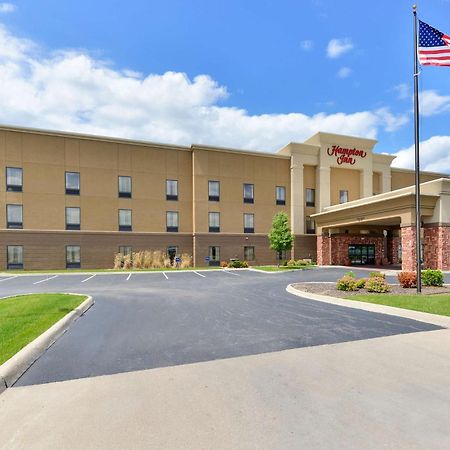 Hampton Inn Muscatine Экстерьер фото