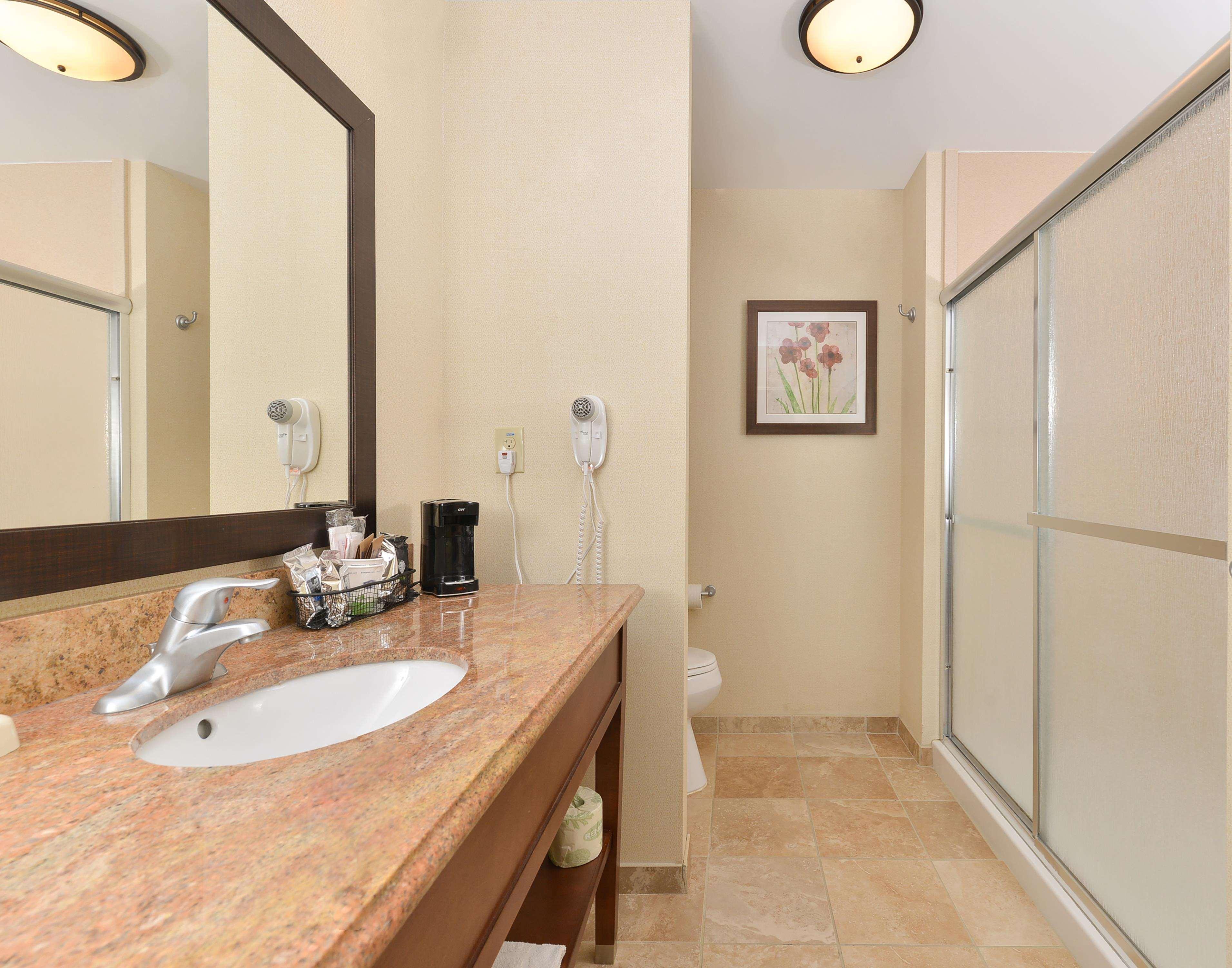 Hampton Inn Muscatine Экстерьер фото