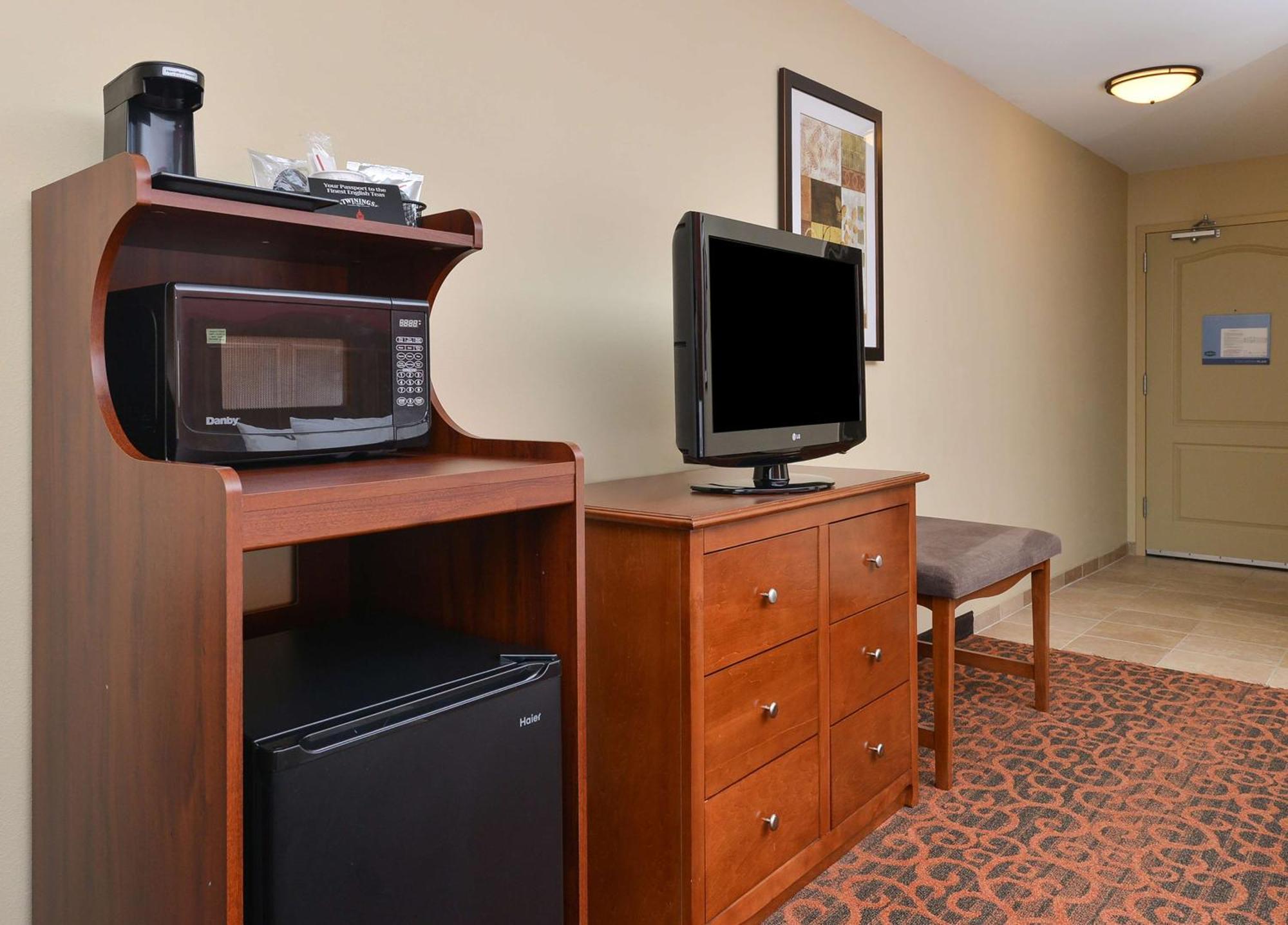 Hampton Inn Muscatine Экстерьер фото